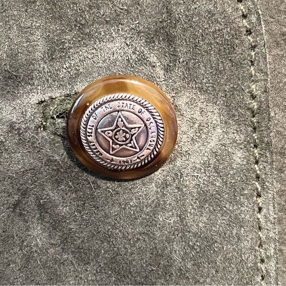 Great Seal of the State of Oklahoma Sage Suede Vest; Mens XL (approx.) - Picture 3 of 7
